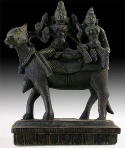 18th Century Antique India Hindu Bronze Shiva Parvati on Nandi Statue