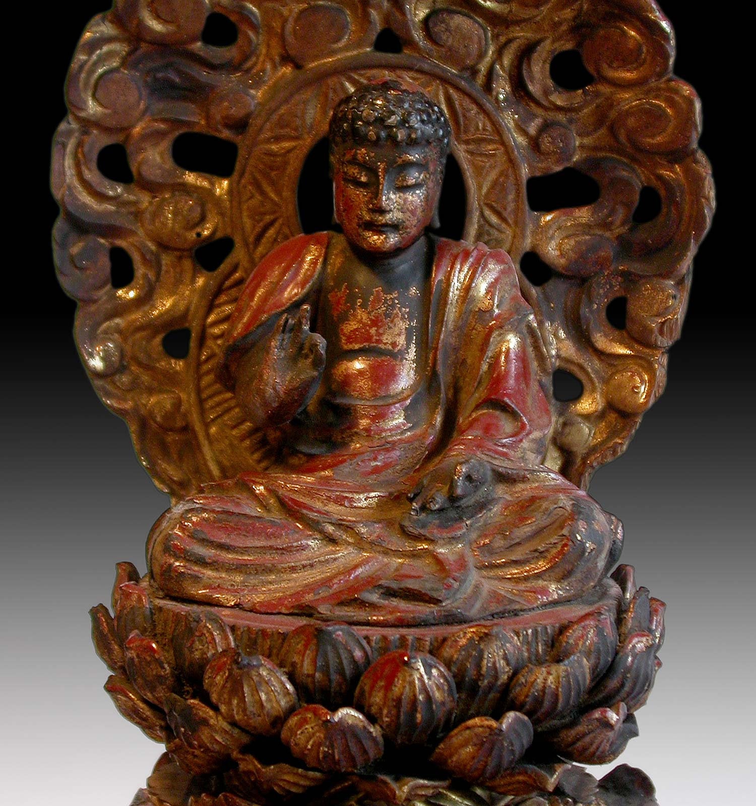 Edo Amida Nyorai On Lotus Plinth Rare 19th Century Lacquered Gilt Wood Buddha Shrine