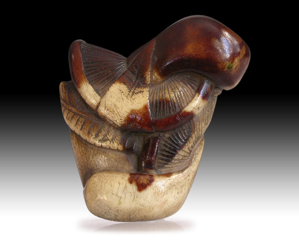 19th Century Mushroom Antler Netsuke  Antique Japanese Hand Carved Stag Horn 根付